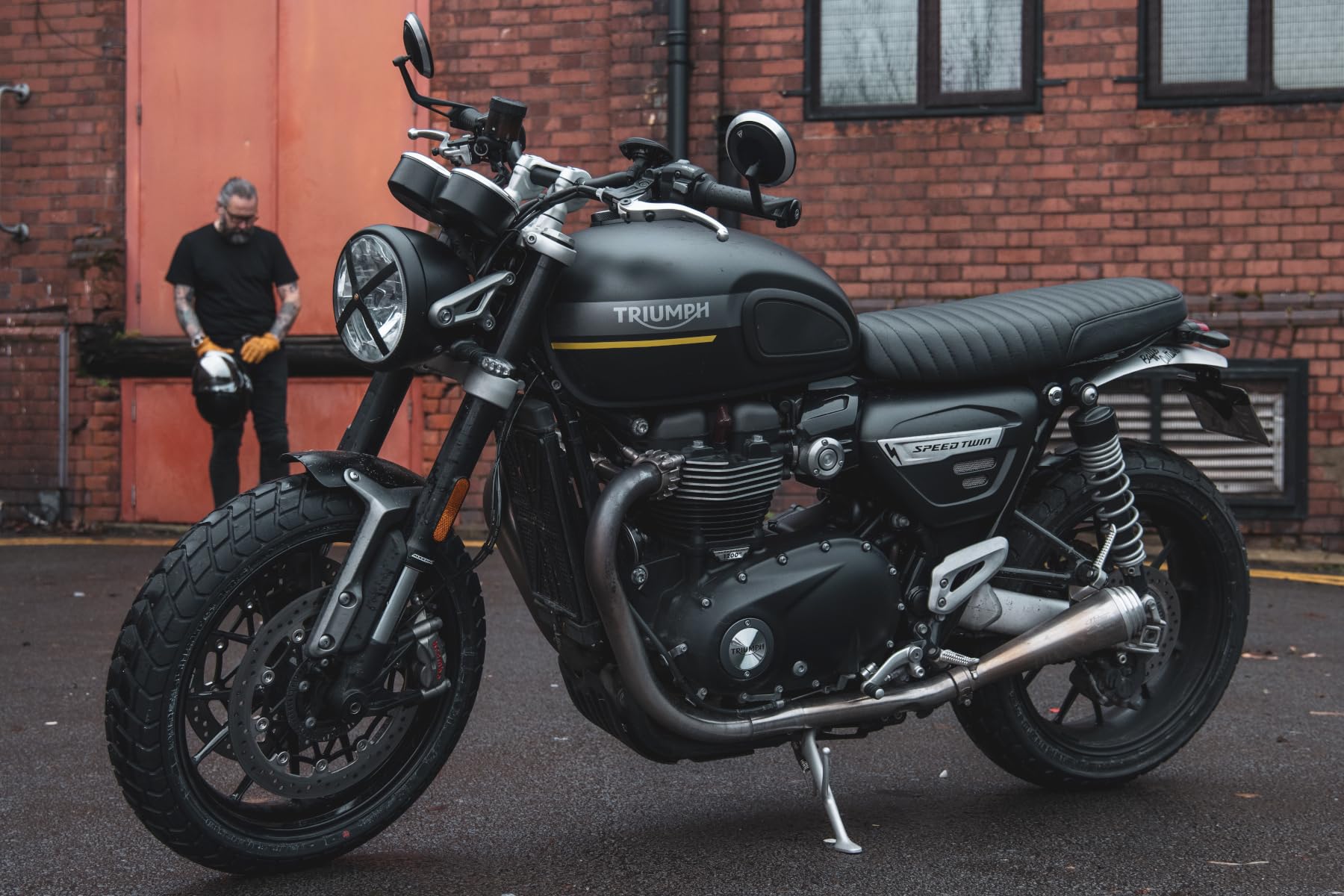 Motone サターンvマフラー トライアンフThruxtonスピードツイン 000000026285-03-m.jpg?t=